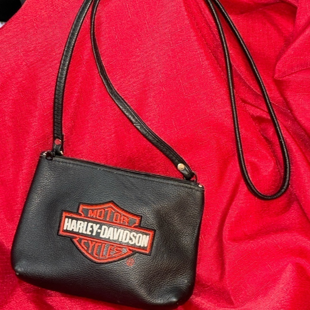 Harley Davidson leather crossbody bag :Made in the USA 🇺🇸